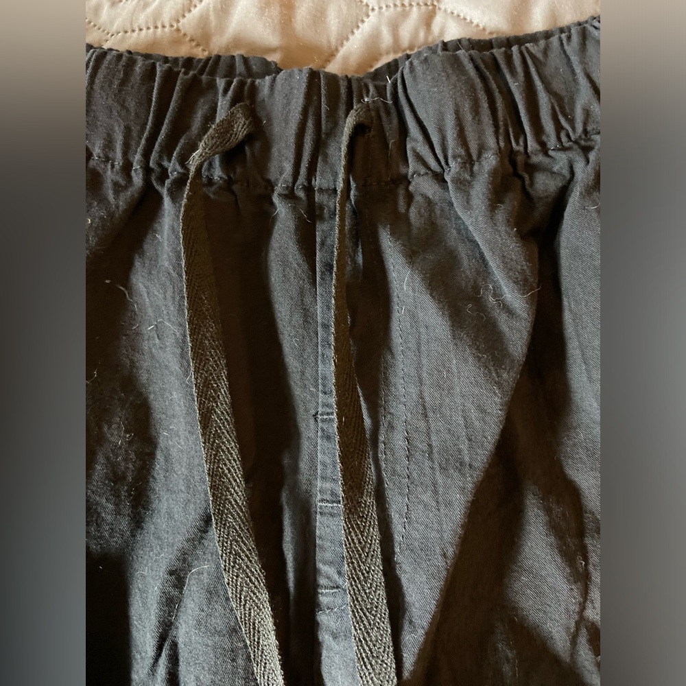 Drawstring shorts - Picture 5 of 6